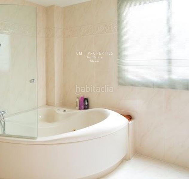 Foto 0200e44c-43ca-4893-8290-0f22aaddd907. Duplex dans Russafa Valencia