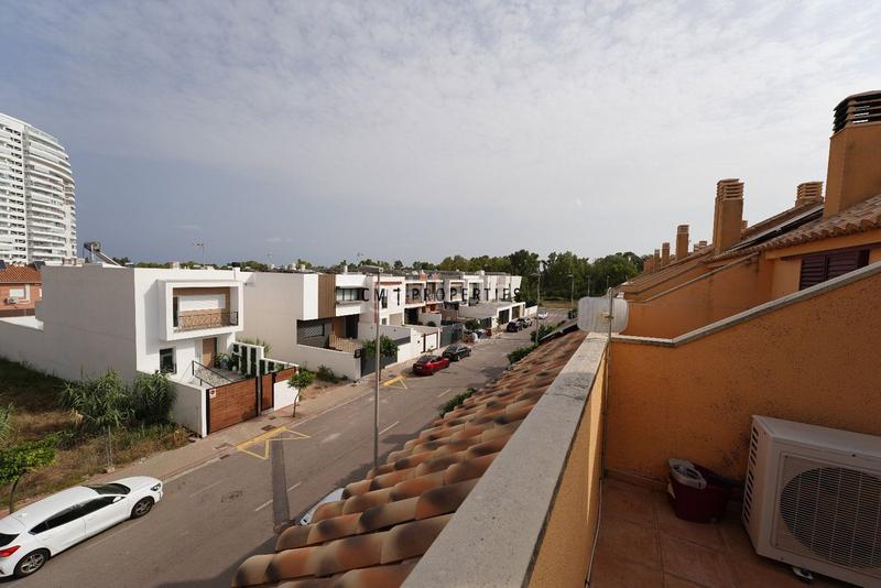 Foto f5876882-4b21-4f7d-a185-6b0c0a95ea57. Alquiler casa adosada magnifico chalet adosado de 4 habitaciones en canet de berenguer en Canet d´en Berenguer