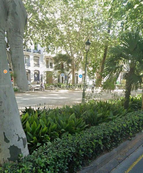 Foto a2201653-426b-4d2a-b388-127c1dfb99d9. Autoparkplatz in Gran Via Valencia