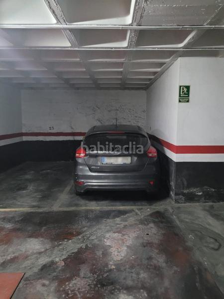 Foto fe959b28-5cca-459e-adc8-736b0dc72b7b. Autoparkplatz in Gran Via Valencia