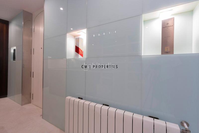 Foto 0cce6cd3-d23a-4b5e-90b2-40c65fe47486. Alquiler piso  de lujo en alquiler de 5 habitaciones en gran vía marques del turia en Valencia