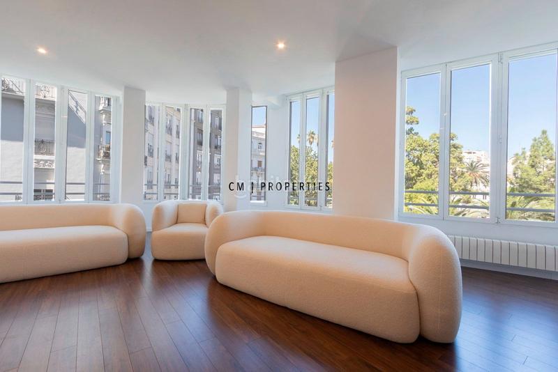 Foto 30865f81-fdc9-4479-af9d-3e21b6f1317d. Alquiler piso  de lujo en alquiler de 5 habitaciones en gran vía marques del turia en Valencia