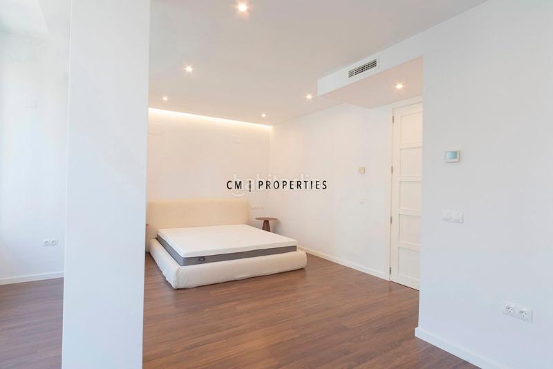 Foto 4ba0ce0c-7d0a-4b7c-afe5-eb715e028c94. Alquiler piso  de lujo en alquiler de 5 habitaciones en gran vía marques del turia en Valencia