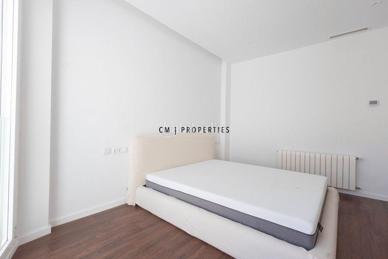 Foto 8b70224a-82b2-44d8-81cb-4cf7ee21780e. Alquiler piso  de lujo en alquiler de 5 habitaciones en gran vía marques del turia en Valencia