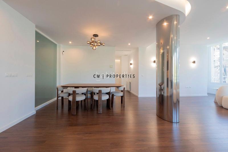 Foto db2fc139-4578-46ac-bf2f-99d0c681381e. Alquiler piso  de lujo en alquiler de 5 habitaciones en gran vía marques del turia en Valencia