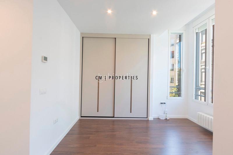 Foto dd1828a6-48de-4bc1-86f0-eb6f426e2afa. Alquiler piso  de lujo en alquiler de 5 habitaciones en gran vía marques del turia en Valencia