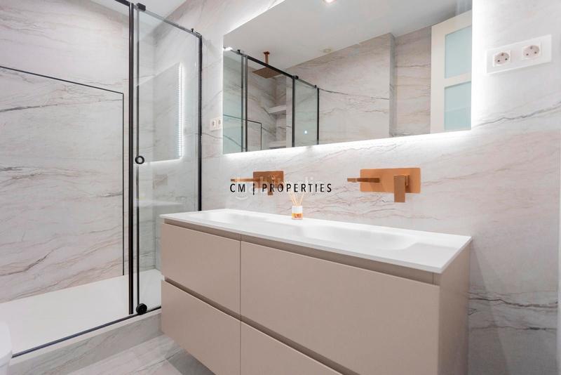 Foto b2f66a53-5096-461d-8d32-f9d9ffeb8c23. Location appartement avec chauffage dans Gran Via Valencia