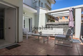 Location Appartement  Comunitat valenciana. Adosado de 4 dormitorios en moncada en alquiler