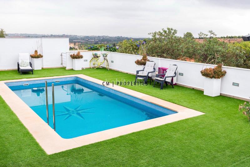Foto 0a33cdb2-b2b8-4ac6-a889-8ce58e187fed. Location chalet avec chauffage parking piscine dans Torrent