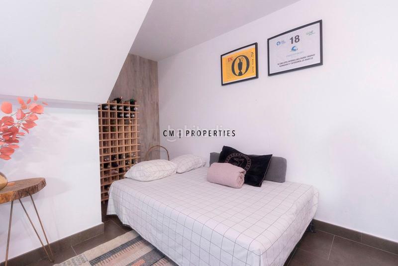 Foto 0d357a29-2625-436b-9ad3-3ed830841f94. Location chalet avec chauffage parking piscine dans Torrent