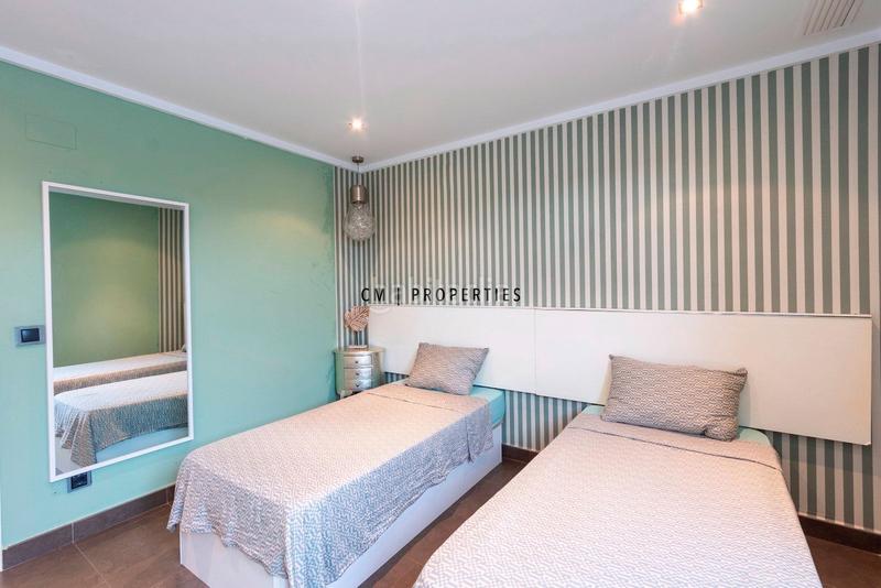 Foto d4b1a548-c276-4ea6-8a83-91eac119e88d. Location chalet avec chauffage parking piscine dans Torrent