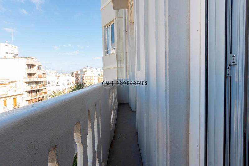 Foto 98444d11-2ddc-40a3-a98d-99a36228277b. Affitto appartamento con riscaldamento in Russafa Valencia