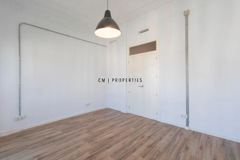 Foto 0f0dbef8-467c-4cbe-86ff-6c54b01486b3. Alquiler piso  en alquiler de 2 habitaciones en av reino en Valencia