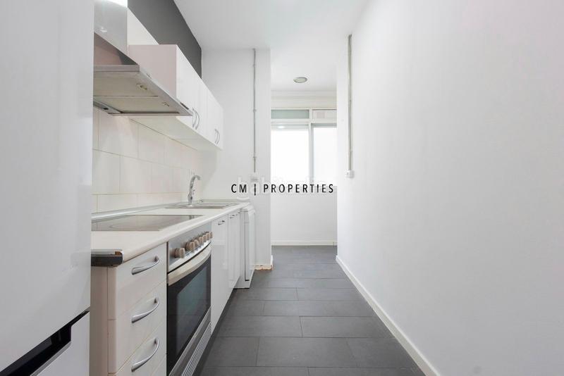 Foto 393a31dd-08e6-4f75-bcce-05d5b8253e27. Rent flat with heating in Russafa Valencia