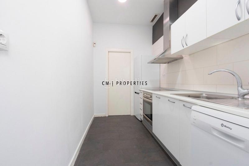 Foto c12a9448-6afb-49ff-ad0a-ae8303889820. Rent flat with heating in Russafa Valencia