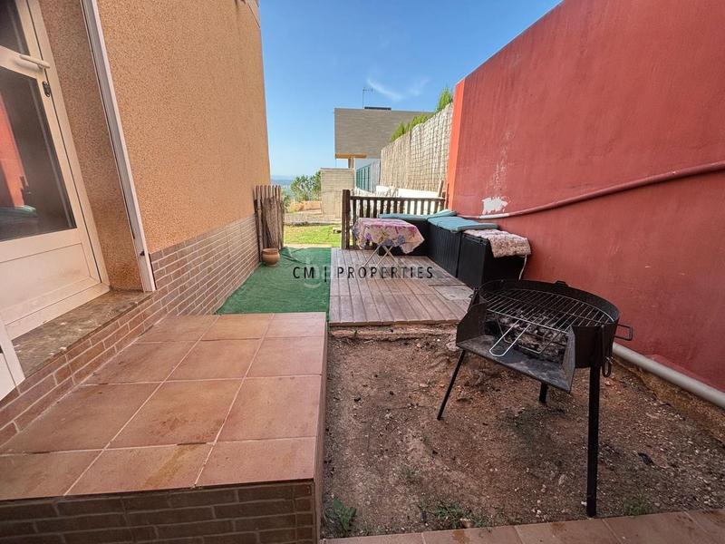 Foto 4923bc1c-b654-410b-9311-2fa64005d5e3. Casa amb aparcament piscina a Sierra Perenchiza-Cumbres de Calicanto-Sto Domingo Chiva