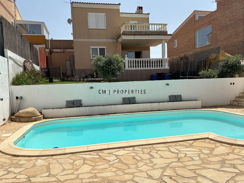 Foto 70156d3c-335e-4f8f-9a22-9ec2f0e09ad7. Casa amb aparcament piscina a Sierra Perenchiza-Cumbres de Calicanto-Sto Domingo Chiva