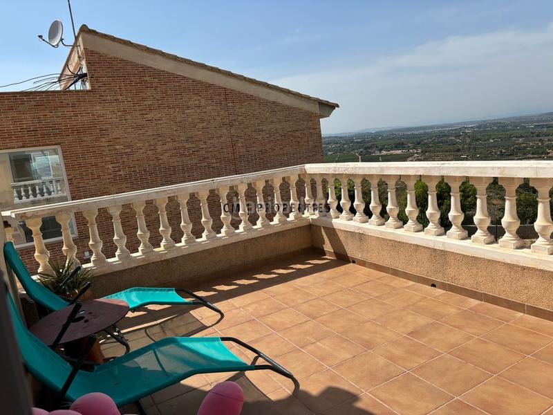 Foto 85ba7d88-eee1-49ec-a99a-da899a419c2c. Casa amb aparcament piscina a Sierra Perenchiza-Cumbres de Calicanto-Sto Domingo Chiva