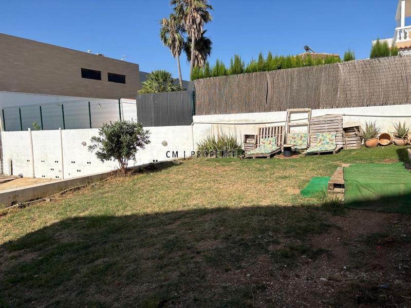 Foto 8a9a976e-dd88-498d-84ba-cf52069c5606. Casa amb aparcament piscina a Sierra Perenchiza-Cumbres de Calicanto-Sto Domingo Chiva