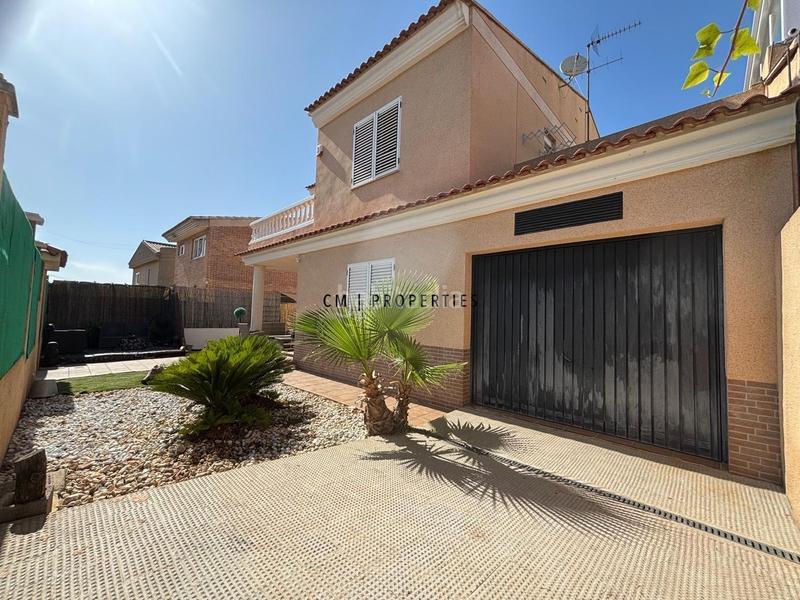 Foto e3cfb72b-b3e4-416e-ba05-746a1dc7f676. Casa amb aparcament piscina a Sierra Perenchiza-Cumbres de Calicanto-Sto Domingo Chiva