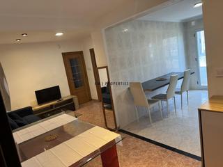 Location Appartement  Plaça de regino mas, 8, ciutat fallera. Piso de tres habitaciones