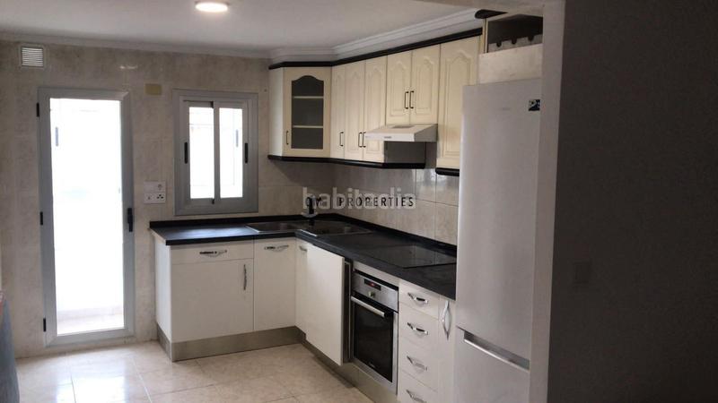 Foto e71d6f52-012b-410a-bc17-fb4036d1c734. Alquiler piso  de tres habitaciones en Ciutat Fallera Valencia