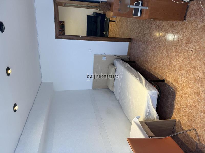 Foto ed357dfe-9427-49db-b220-120bb9ea8ce9. Alquiler piso  de tres habitaciones en Ciutat Fallera Valencia