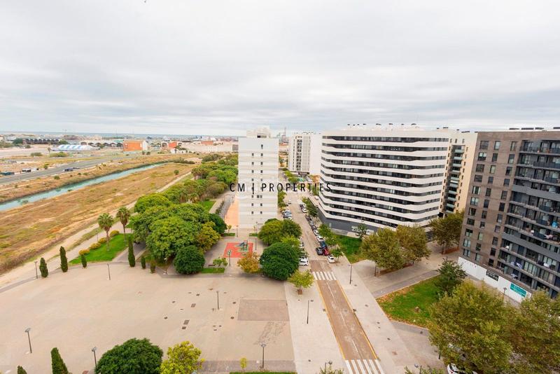 Foto 2261e80b-a356-4c67-8398-fa1d62601cde. Zweistöckige wohnung mit heizung parking in La Punta Valencia