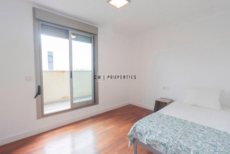 Foto 54b16831-eaf1-4b72-8959-6f84b0d73548. Zweistöckige wohnung mit heizung parking in La Punta Valencia