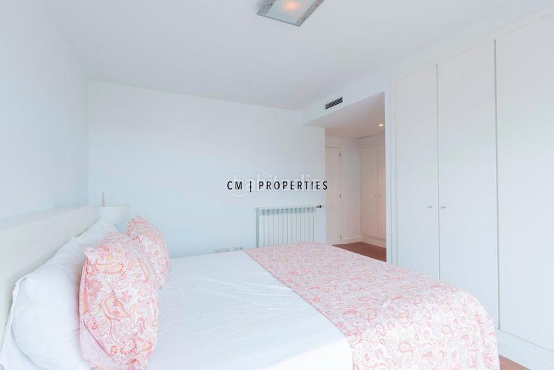 Foto 7e194ba8-a623-4ab1-b248-7d5c4d157b91. Zweistöckige wohnung mit heizung parking in La Punta Valencia