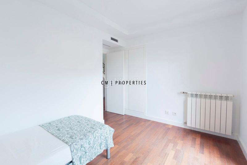 Foto 9cab7420-691d-4534-84d5-40f0031d622f. Zweistöckige wohnung mit heizung parking in La Punta Valencia