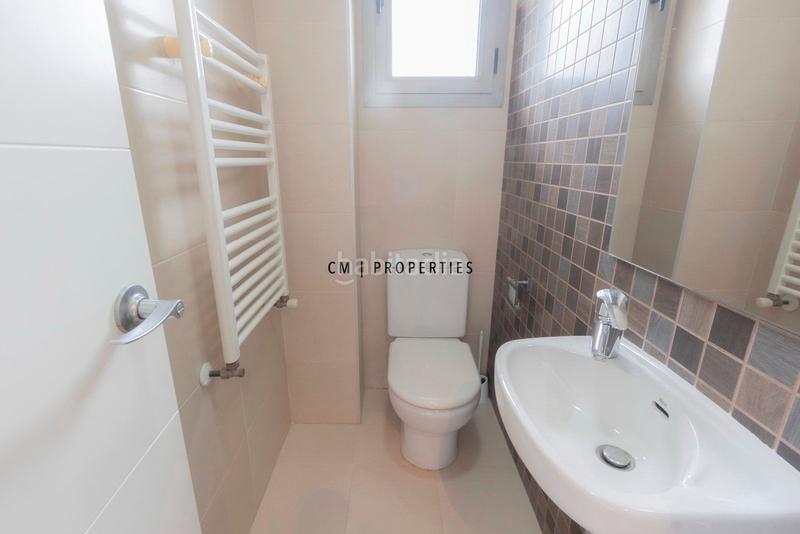 Foto caea54f7-fbc4-4395-8a89-b95c67211e6f. Zweistöckige wohnung mit heizung parking in La Punta Valencia