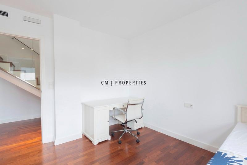 Foto da6dae7d-2960-46b1-ba7a-3013ebbf79ae. Zweistöckige wohnung mit heizung parking in La Punta Valencia