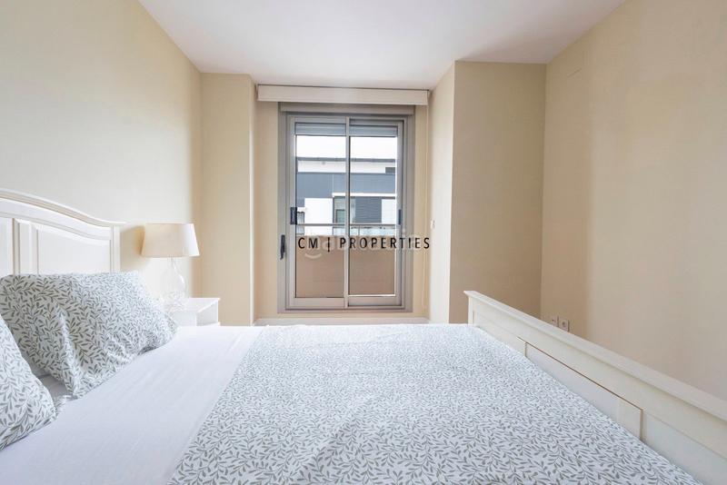 Foto 038f5d44-5d56-493a-b55a-47a370fc9dc5. Zweistöckige wohnung mit heizung parking in La Punta Valencia