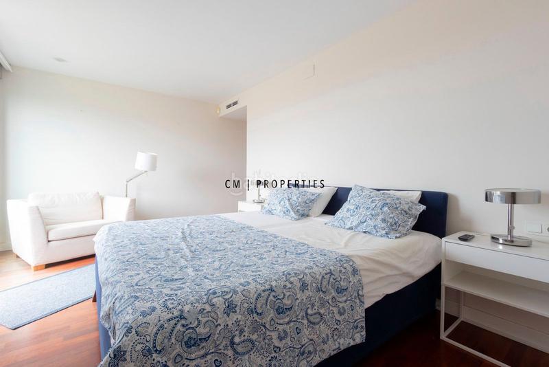 Foto 0be75f22-a4cc-46f8-a912-696745524b02. Zweistöckige wohnung mit heizung parking in La Punta Valencia