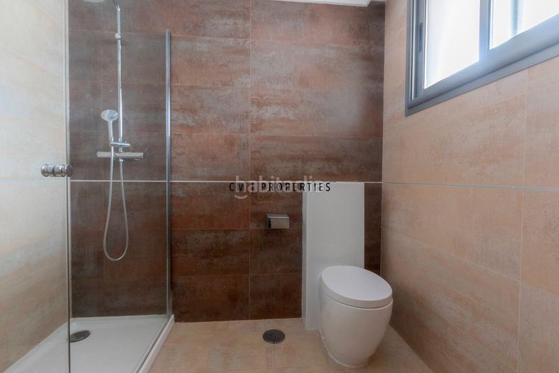 Foto 1783a842-e510-4773-8147-61bb7f494410. Zweistöckige wohnung mit heizung parking in La Punta Valencia