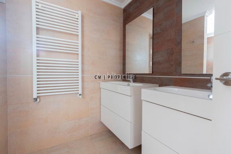 Foto 24b3c496-4f10-42a9-835b-aa337dcf318c. Zweistöckige wohnung mit heizung parking in La Punta Valencia