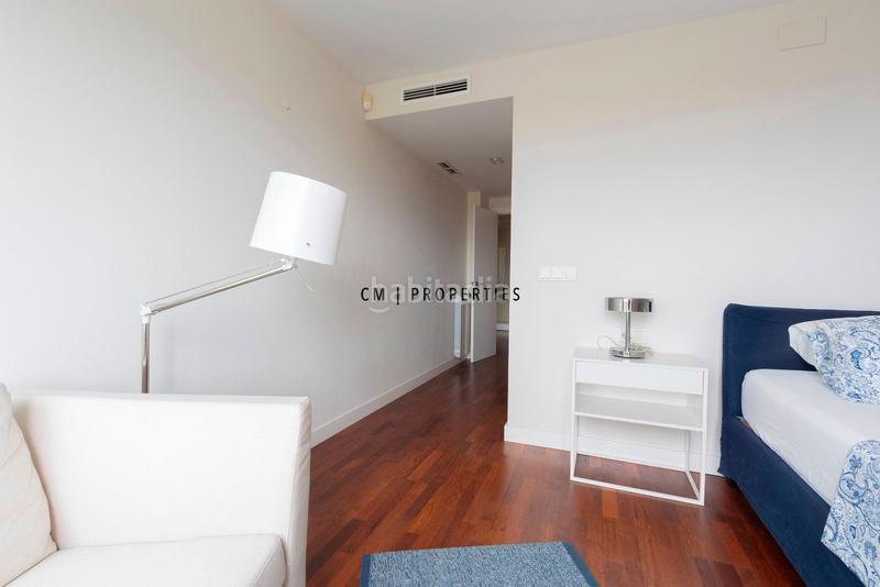 Foto 96658624-5083-454b-a1aa-fa57f5a83db5. Zweistöckige wohnung mit heizung parking in La Punta Valencia