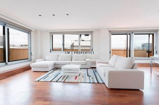 Duplex  Suiza. Venta de ático dúplex de 5 habitaciones en la punta