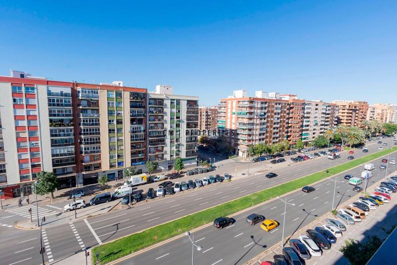 Foto 0cc18c36-62f2-42dc-9d03-6a7d07049d40. Affitto appartamento con riscaldamento in En Corts - Doctor Waksman Valencia