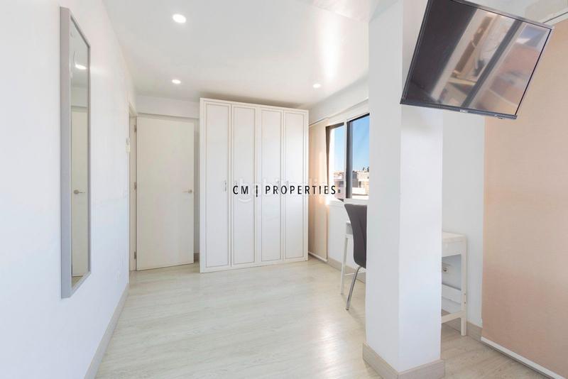 Foto 31d26fbf-2199-4d9b-8fc3-2886a71c3f8f. Rent flat with heating in En Corts - Doctor Waksman Valencia