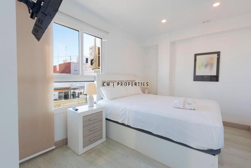 Foto 3fb42479-e5bc-457d-bb3e-44ada106425b. Rent flat with heating in En Corts - Doctor Waksman Valencia