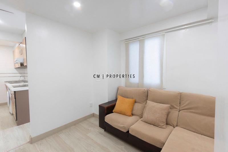 Foto 874034f0-8669-4383-bcf9-62d0bdba89c0. Rent flat with heating in En Corts - Doctor Waksman Valencia