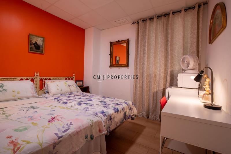 Foto 8e009090-3889-44fd-89f4-dfc15f08f0ea. Rent flat in El Mercat Valencia