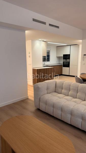 Foto 45683398-5804-4e95-886d-620000ea0625. Rent flat in Russafa Valencia