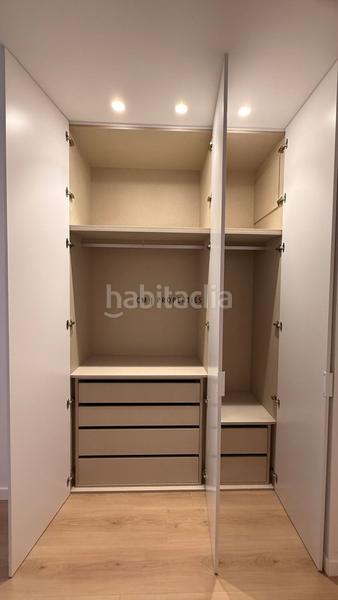 Foto 6e269563-4380-4c0b-a8bd-01a5a1a5e544. Rent flat in Russafa Valencia