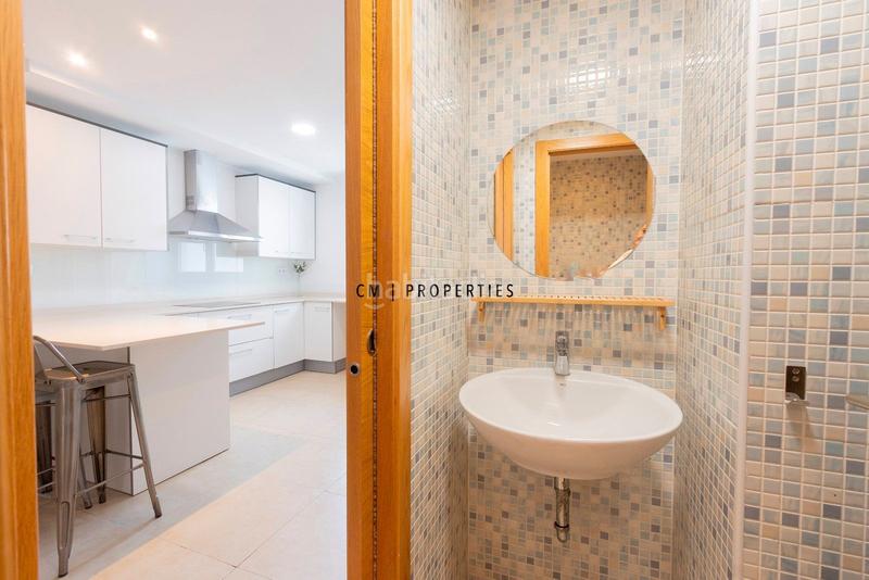 Foto 116f4912-e74d-4f01-8d42-e786f28ade44. Duplex con riscaldamento in El Carme Valencia