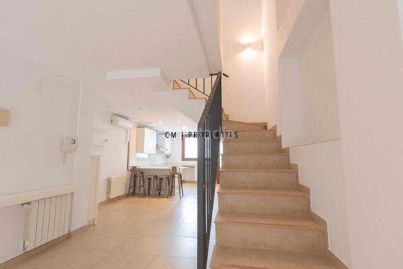 Foto b64df14c-2a60-4df1-bd59-14cc292ba537. Duplex con riscaldamento in El Carme Valencia