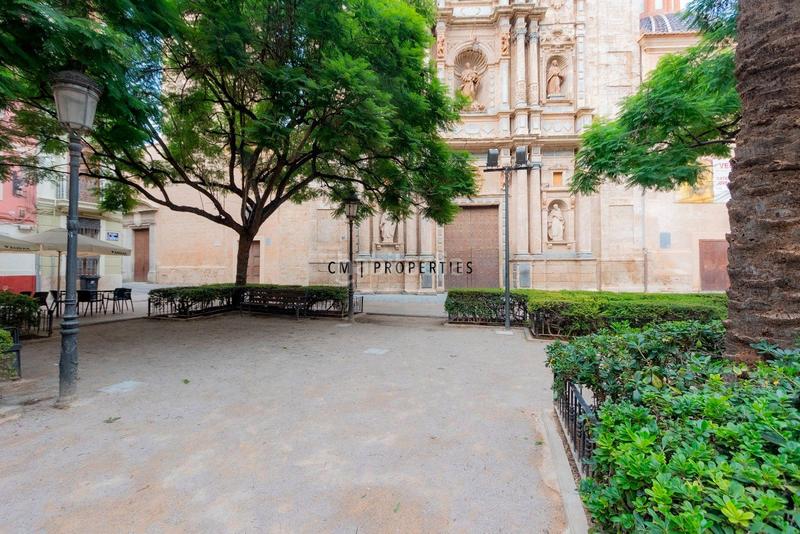 Foto e0658522-180d-4613-8b8d-8f708c2c58b1. Duplex con riscaldamento in El Carme Valencia