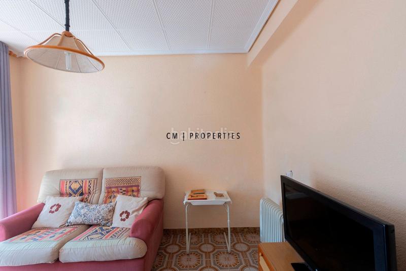 Foto 8ea03ae1-cad2-44d6-92b5-6360a2e06187. Piso  en alquiler de 4 habitaciones , Mestalla en Valencia